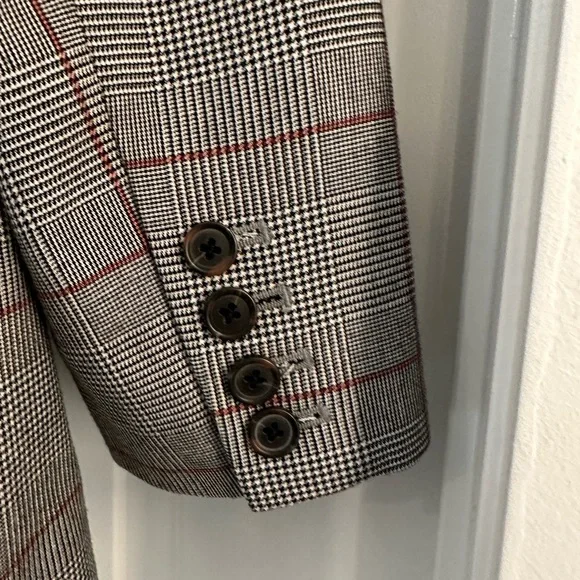 Gray, Black, White and Red Checkered Houndstooth Blazer, Size L - Picture 5 of 5